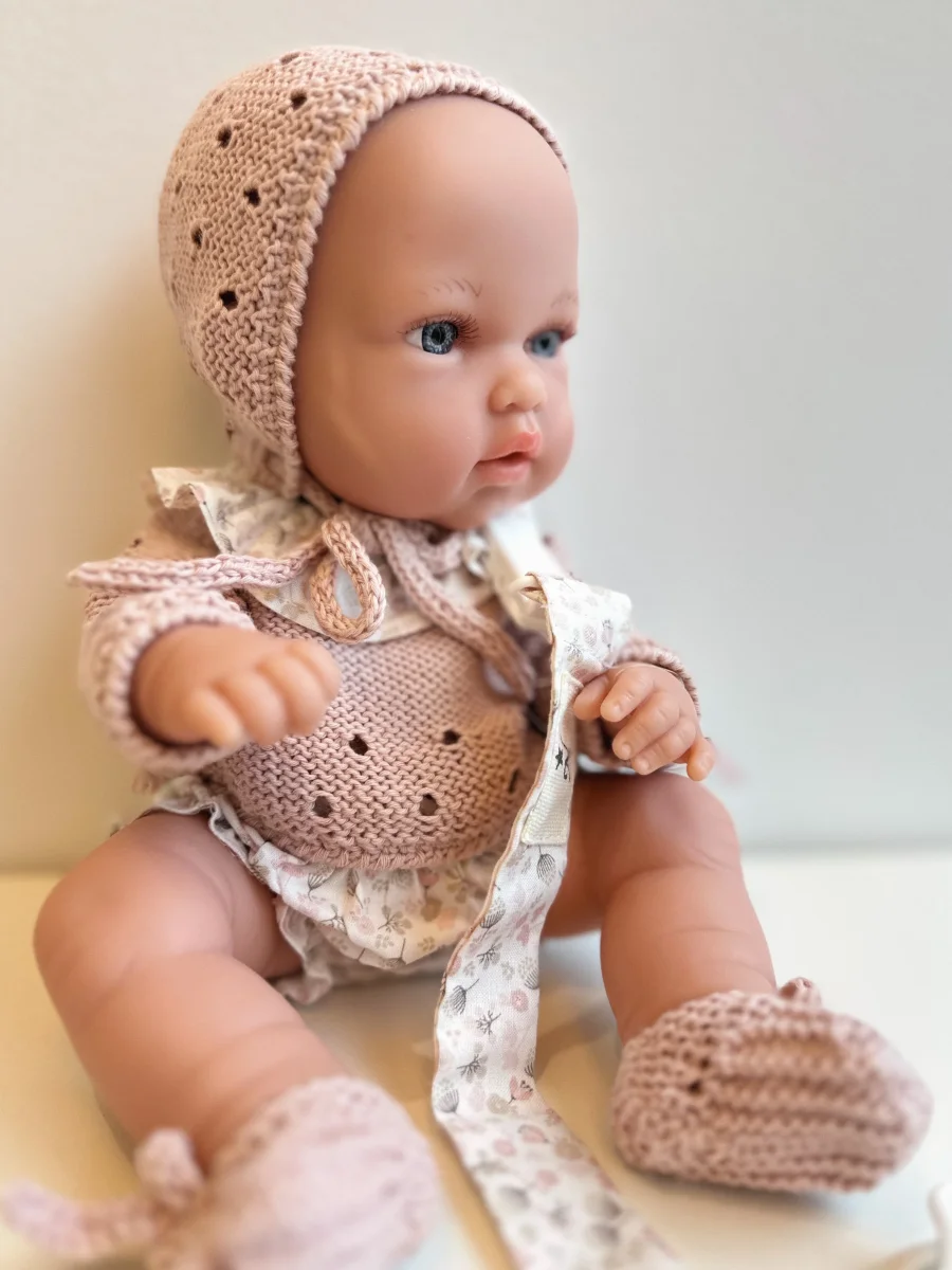 MUÑECO 33 CM
