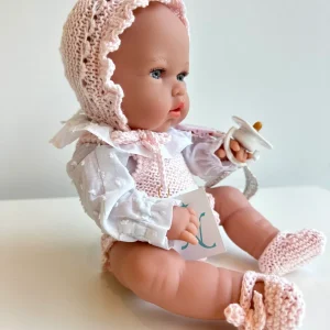 MUÑECA 33 CM con peto hecho a mano