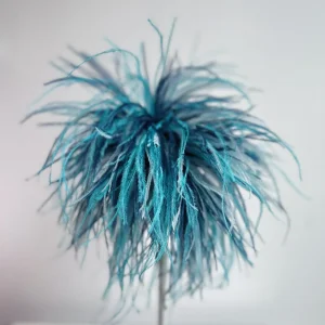 ADORNO PENACHO PLUMAS AZULES PARA INVITADA