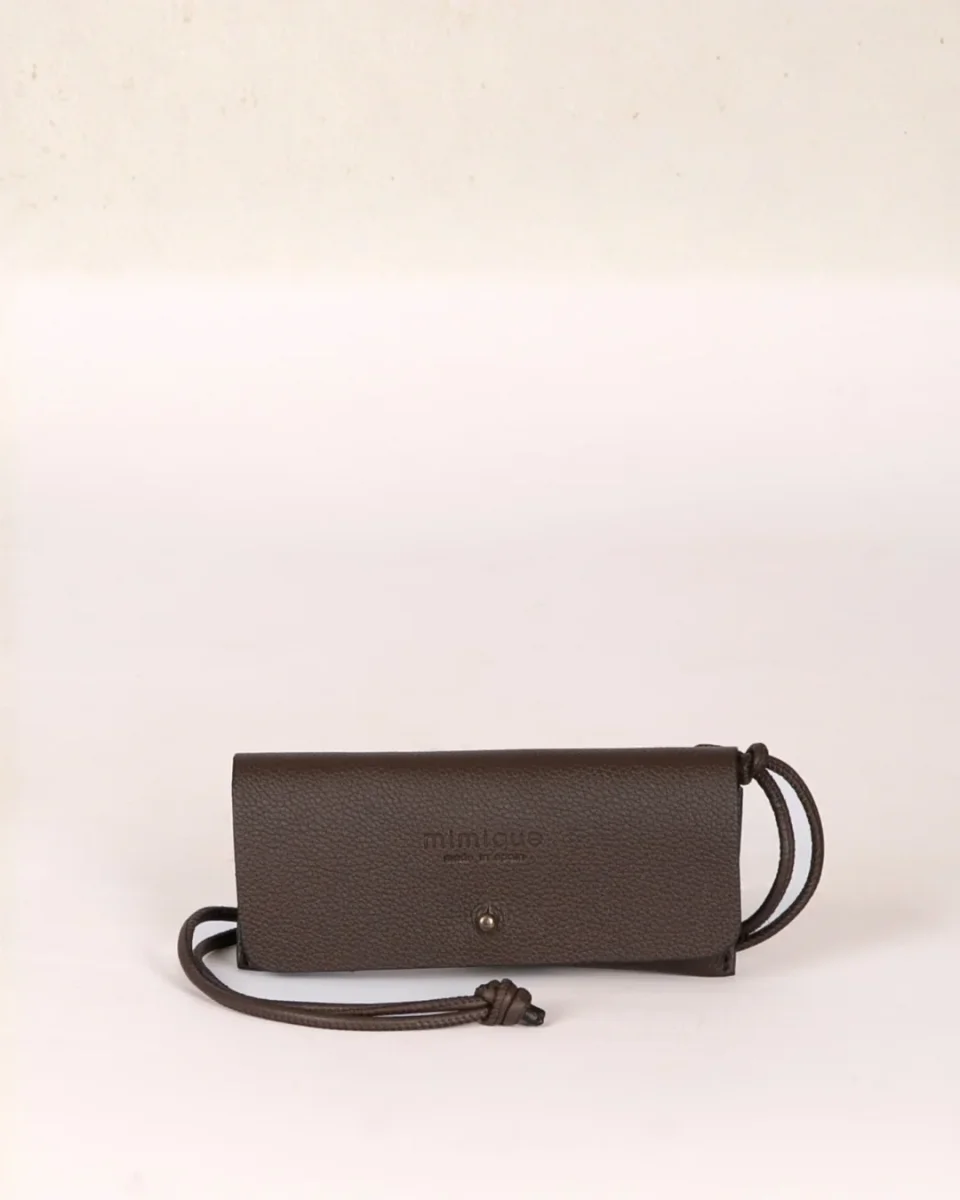 Funda de gafas marrón chocolate